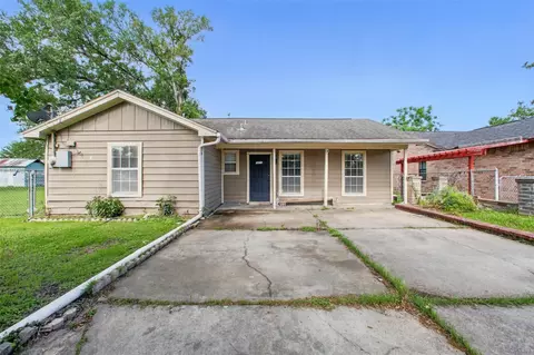 1911 Thonig Rd, Houston, TX 77055