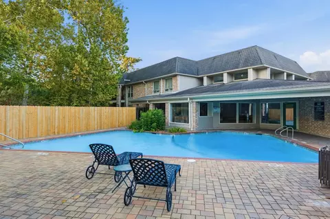 2224 S Piney Point Rd #222, Houston, TX 77063