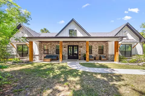 23530 High Meadow Estates Dr, Montgomery, TX 77316