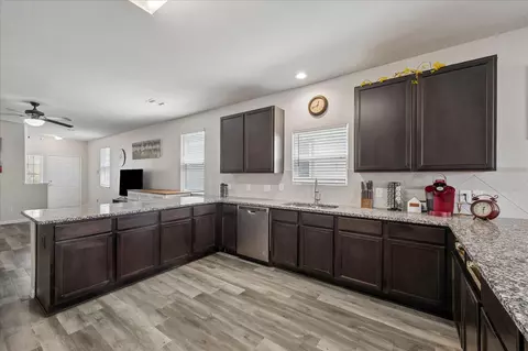 Kitchen - 23659 Rainbow Eucalyptus Dr, Spring, TX 77373 photo 1 of 2