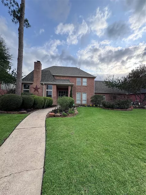 Exterior - 7714 Northbridge Dr, Spring, TX 77379 photo 4 of 16