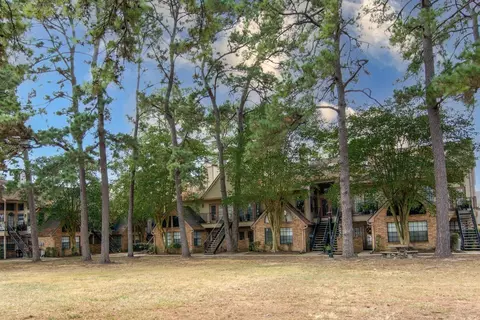 16800 Sugar Pine Dr #D25, Houston, TX 77090
