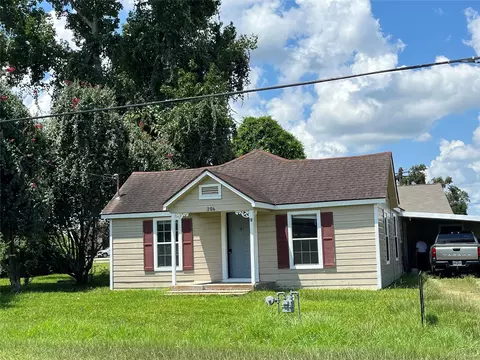206 S Market St, Brazoria, TX 77422