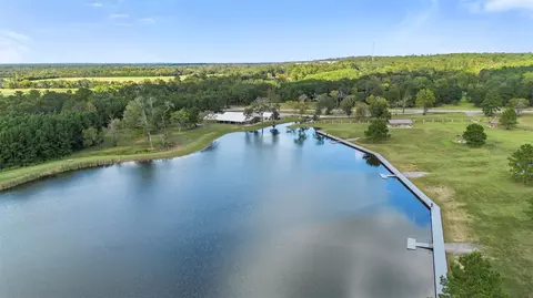 15896 Ridge Oak Rd, Willis, TX 77378 photo 4