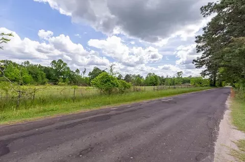 247 Mccarty Rd, Lufkin, TX 75904 photo 2