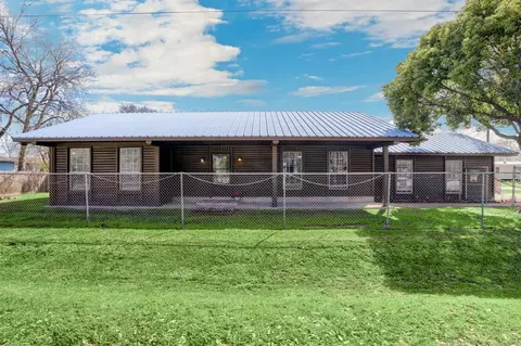 515 Jackson Ave, Bacliff, TX 77518 photo 1