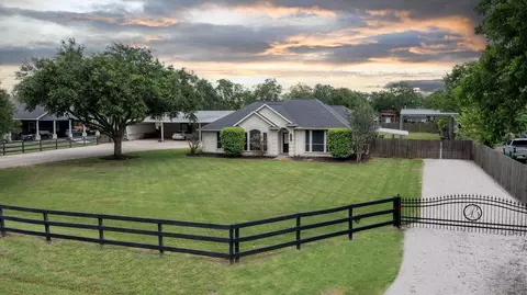 7905 Kathryn Rd, Needville, TX 77461