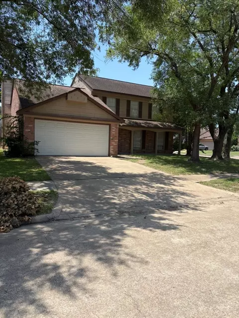 9631 Oldenburg Ln, Houston, TX 77065