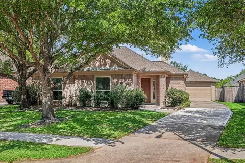 18414 Stark Point Ct, Humble, TX 77346