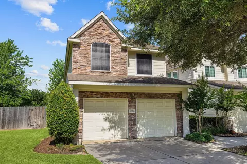 13203 Thornoak Ln, Houston, TX 77070