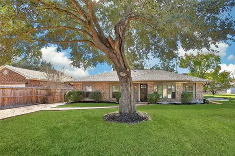 3022 Sparrow St, Houston, TX 77051
