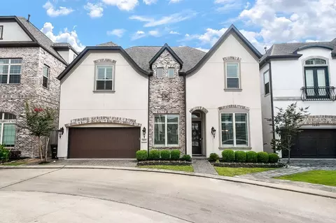 8515 S Rose Terrace Ln, Houston, TX 77055