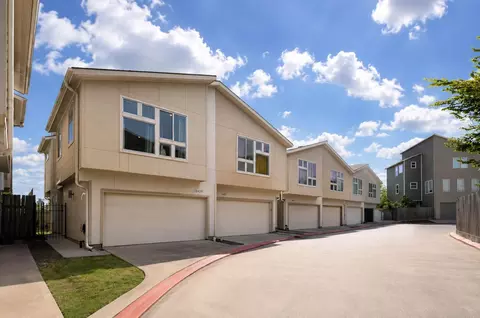 5409 Lindsay Ln, Houston, TX 77011