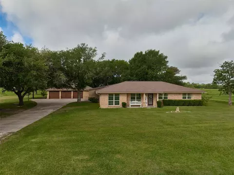 14528 Vlasta St, Needville, TX 77461