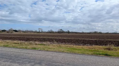 4220 Lee Ln, Wharton, TX 77488