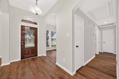 Entry Way - 20007 Glen Lake Dr, Spring, TX 77388 photo 7 of 7