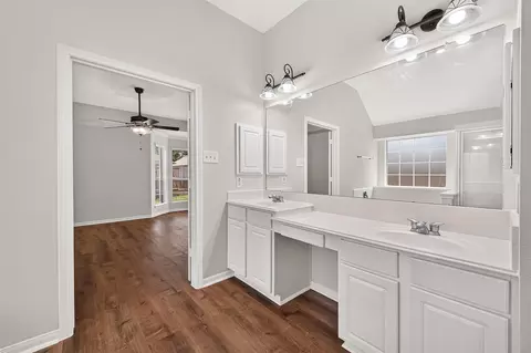 Entry Way - 20007 Glen Lake Dr, Spring, TX 77388 photo 5 of 7