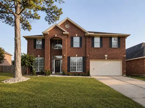 10807 Oak Bayou Ln, Houston, TX 77064