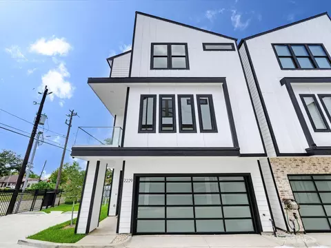 2229 Blalock Rd, Houston, TX 77080