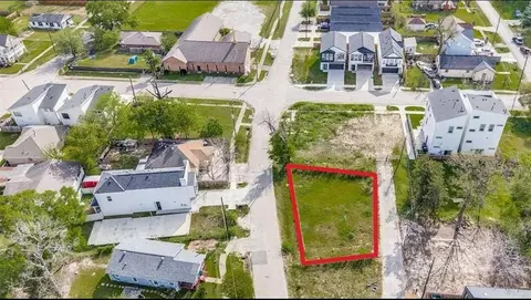 6118 Maybell St, Houston, TX 77091