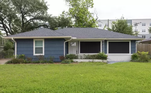 811 Sara Rose St, Houston, TX 77018