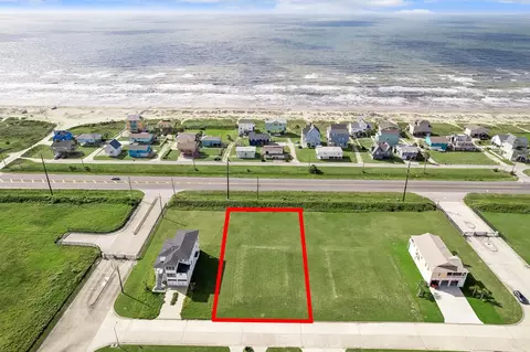 21205 Scissor Tail Ln, Galveston, TX 77554