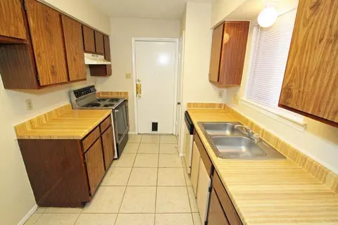 4627 Tealgate Dr, Spring, TX 77373 photo 4