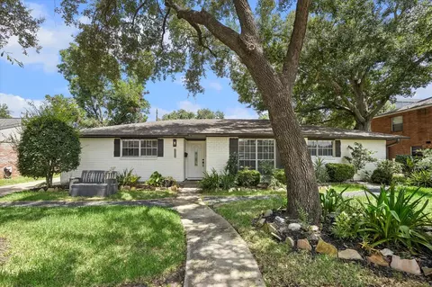 10618 Wickersham Ln, Houston, TX 77042