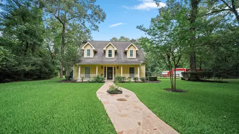 40711 Country Forest Dr, Magnolia, TX 77354