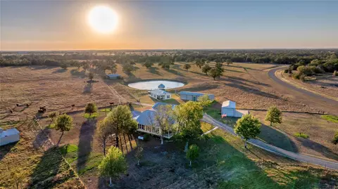212 Waldeck Rd, Ledbetter, TX 78946 photo 1