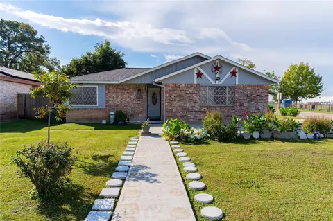 14902 Woodford St, Channelview, TX 77530