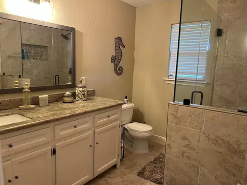 Bath - 818 County Road 792, Freeport, TX 77541 photo 3 of 4