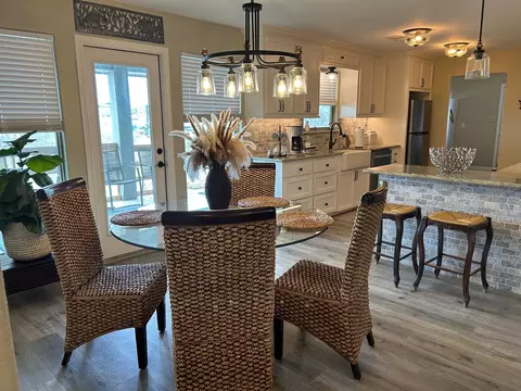 Dining - 818 County Road 792, Freeport, TX 77541 photo 1 of 1