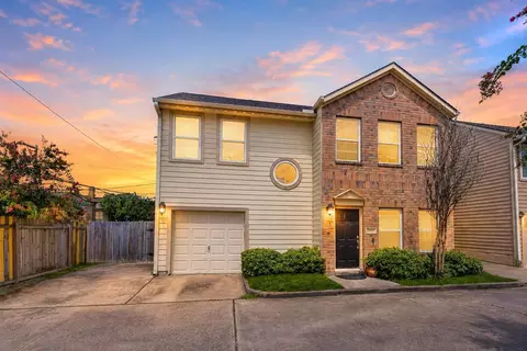 3208 Baer St, Houston, TX 77020