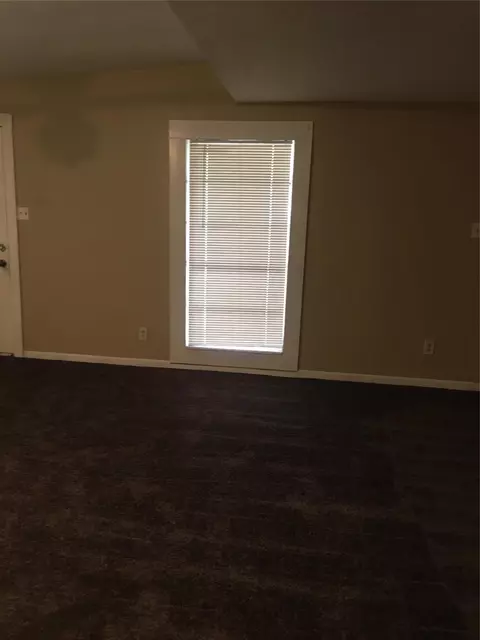 911 Fortune St, Houston, TX 77088
