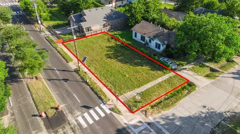 2613 Elgin St, Houston, TX 77004