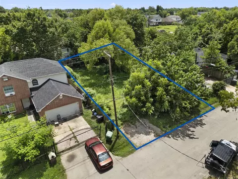 6417 Saint Augustine St, Houston, TX 77021