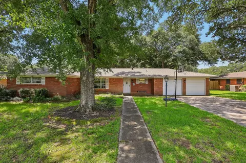 1705 Adams St, Baytown, TX 77520