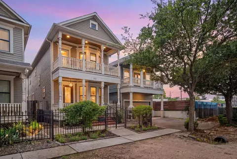 640 W 17th St, Houston, TX 77008
