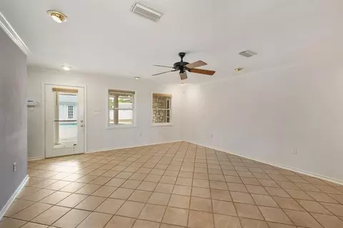6625 E Post Rd, Kyle, TX 78640 photo 8