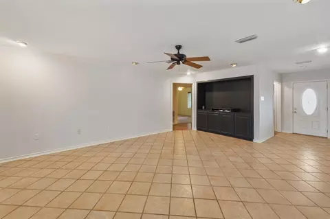 6625 E Post Rd, Kyle, TX 78640 photo 18