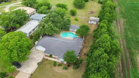 6625 E Post Rd, Kyle, TX 78640 photo 4