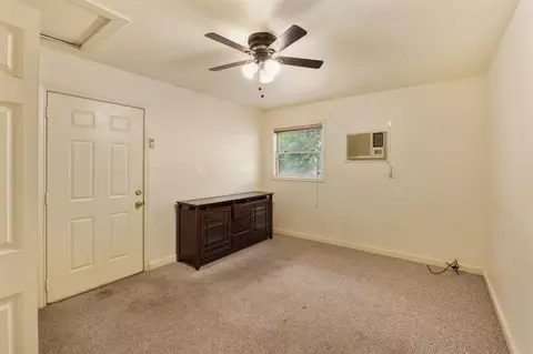 6625 E Post Rd, Kyle, TX 78640 photo 16