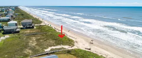 128 Saltgrass Ave, Surfside Beach, TX 77541