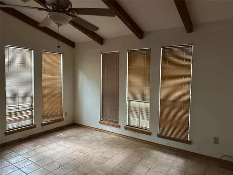 Living - 73 Cottonwood Rd, Trinity, TX 75862 photo 2 of 3
