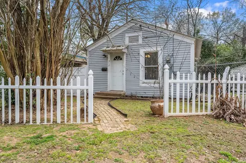 312 E Murchison St, Palestine, TX 75801