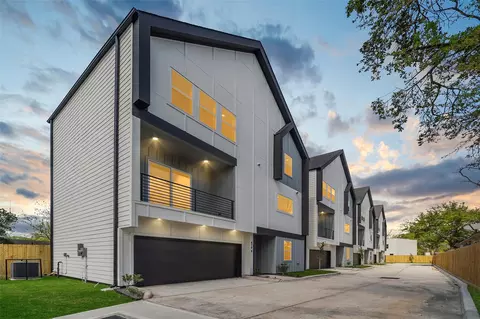 870 W Little York Rd #D, Houston, TX 77091