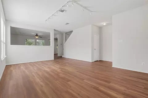Living - 723 Slate Valley Ln, Spring, TX 77373 photo 2 of 6