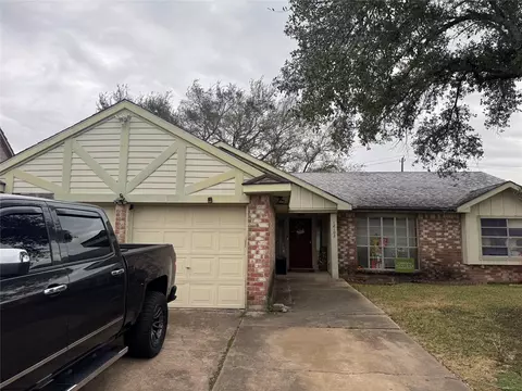 12107 Kirkbriar Dr, Houston, TX 77089