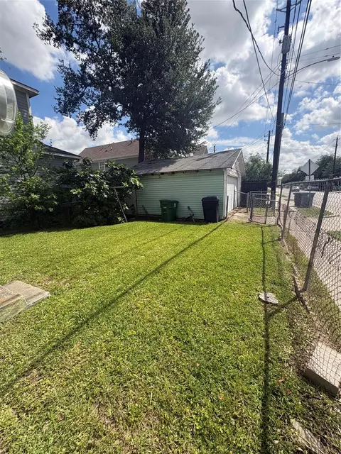 3300 Bacchus St, Houston, TX 77022